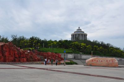 扎鲁特旗炮台山公园