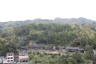 严山董家大院