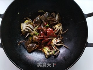 韩式年糕烧毛蟹的做法步骤：5
