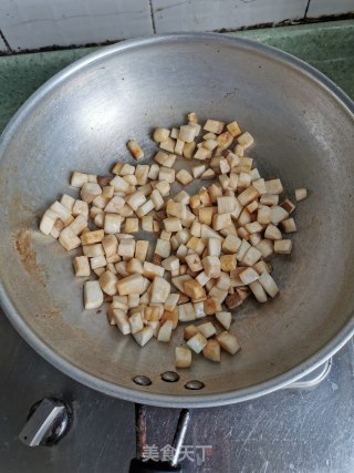 杏鲍菇牛肉粒的做法步骤：8